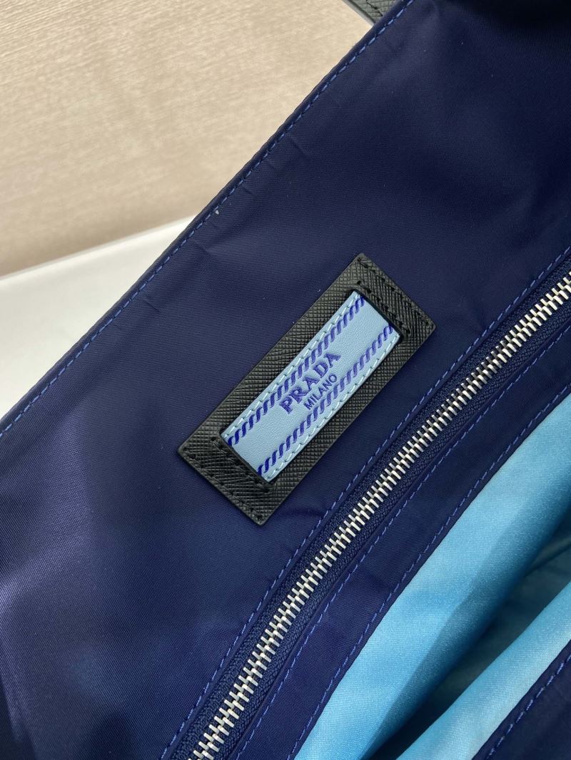 Pra*a tote bags